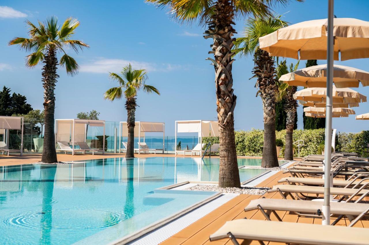 Radisson Blu & Hotel