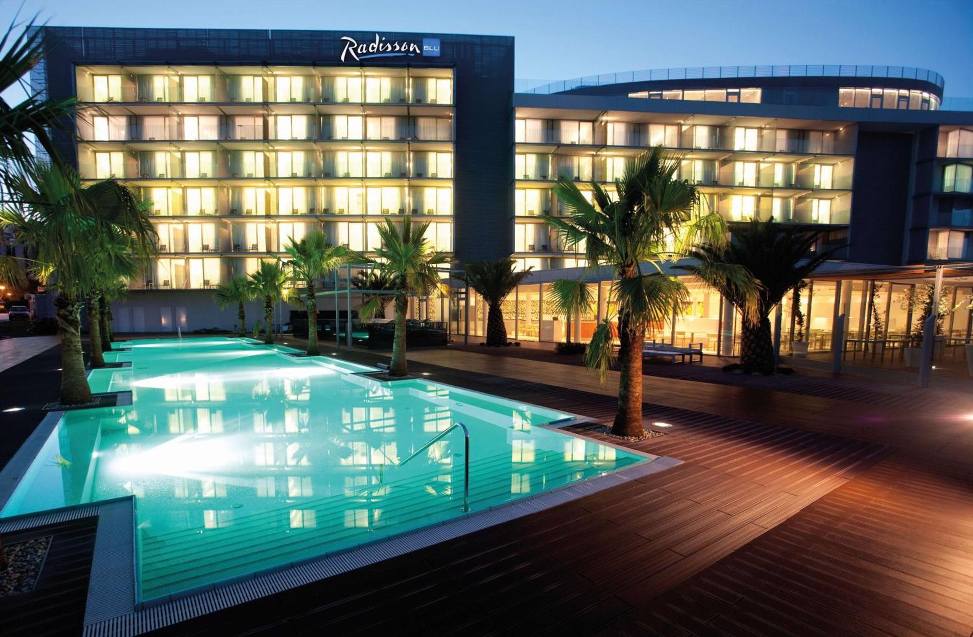 Hotel Radisson Blu & 5*